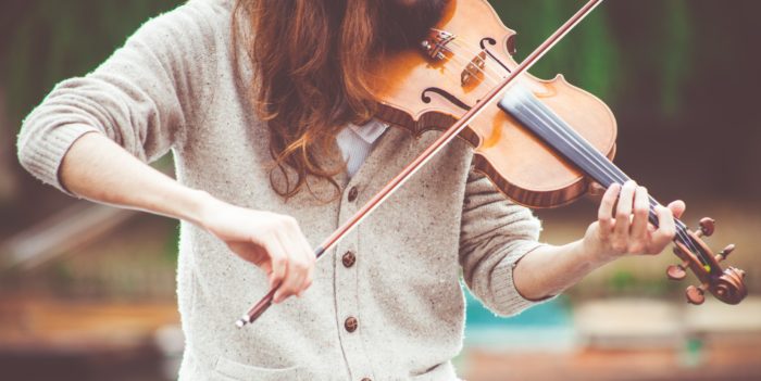 woman playing violin – from pexels – for 7-21-20